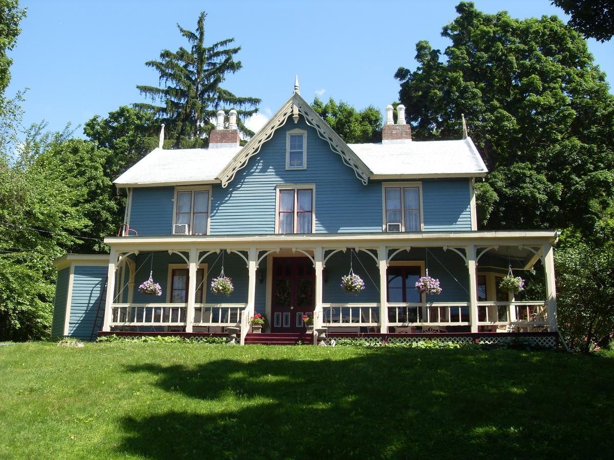 The Swann Inn Of Beacon Exterior photo